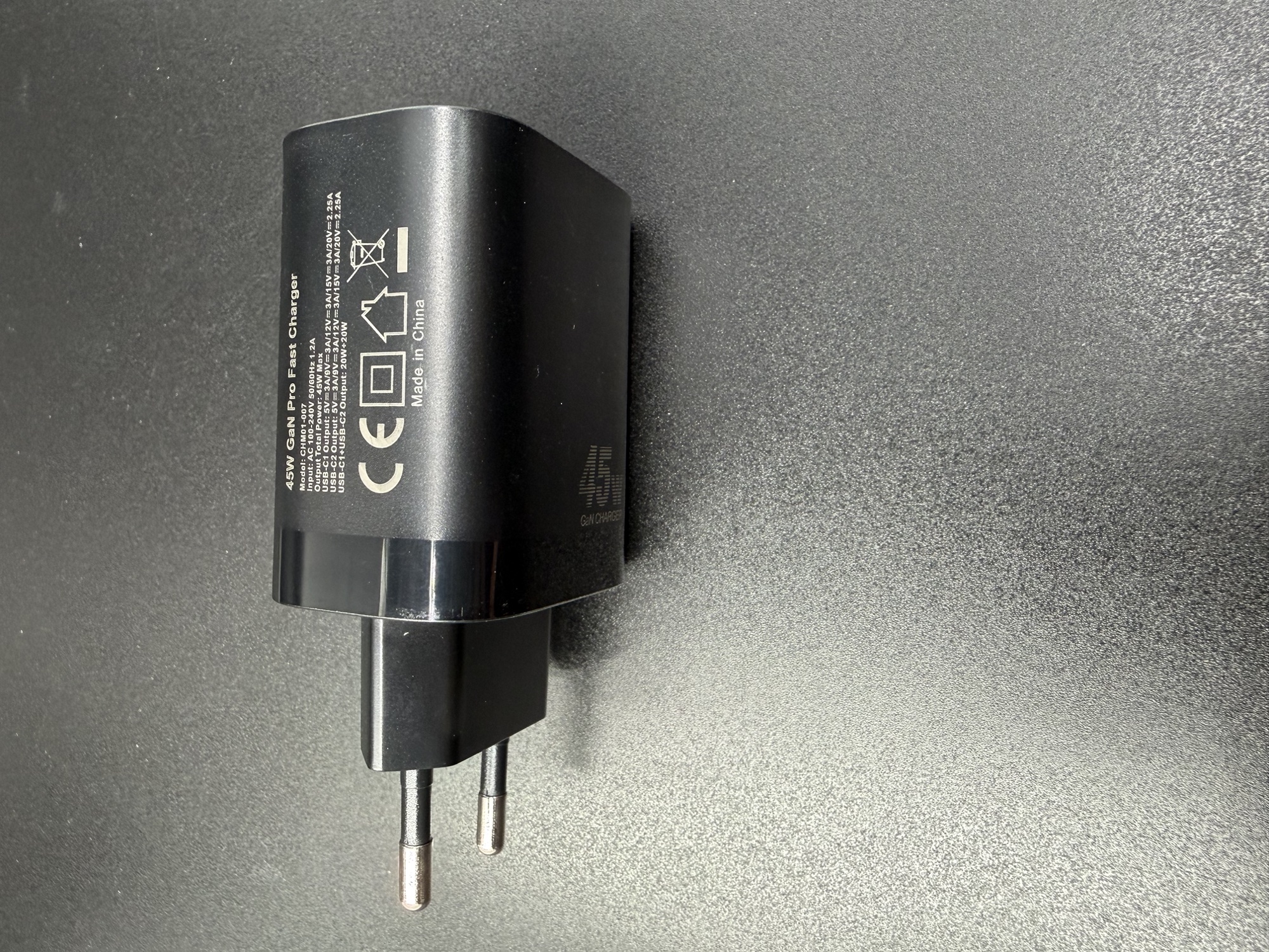 45W GaN Pro Hızlı Şarj Cihazı, Çift USB-C, Titanyum/Siyah - 4