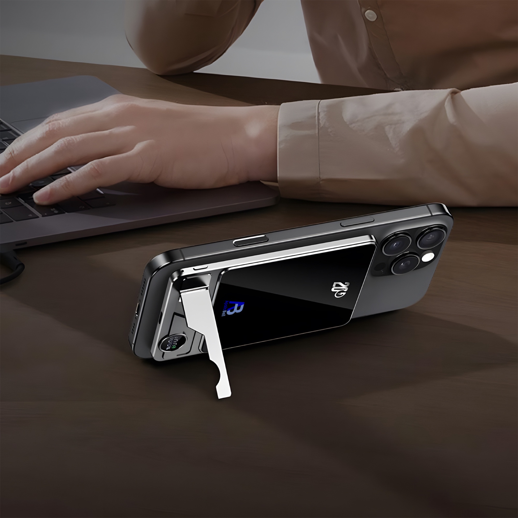 5.000mAh Ultra İnce Manyetik Kablosuz Powerbank 15W, Katlanır Standlı - 7